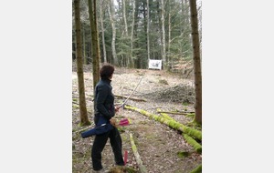 Sylvie face à l' ours.