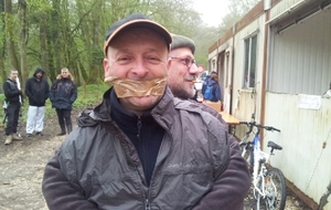 C'est dur de se taire ...