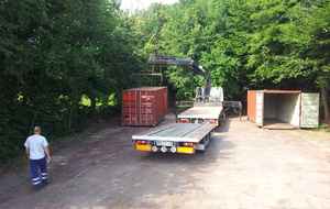 Le second est posé.