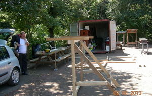 Fabrication de nouveaux chassis de cible.