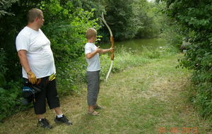 Maxime; "Et si je tire dans l' eau ??"