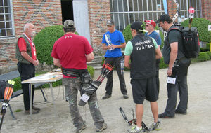Brieefing de l'arbitre avant départ du premier peloton SH CO.