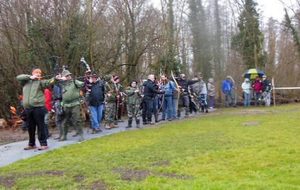 Affluence sur le pas de tir pour l'échauffement.