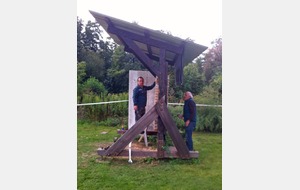 Pascal et Gérard à l'ouvrage sur le FITA.